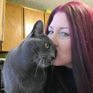 Meet your Posher, Heidi